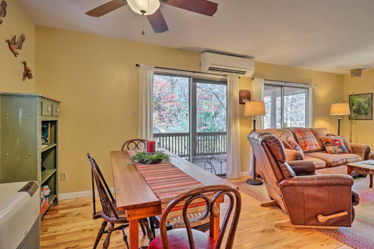 Вилла Creekside Retreat With Deck, 18 Miles To Wolf Ridge Weaverville Экстерьер фото
